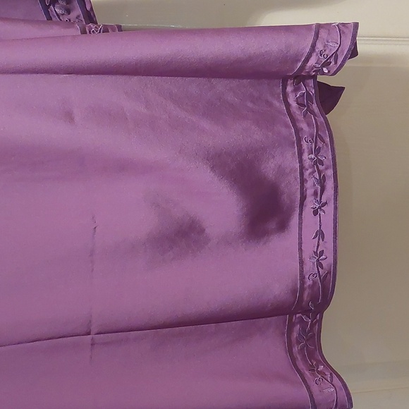 Women's Yi Lin Tunic Silk Lagon shirt. Large. - Picture 5 of 11